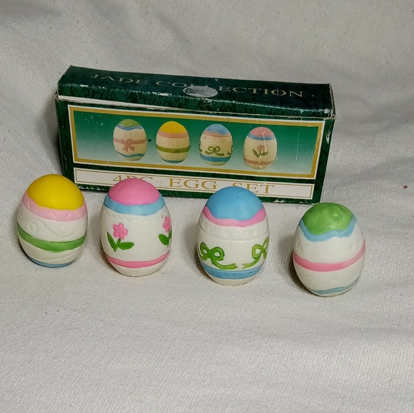 Jade Collection 4 pc Egg Set - Picture 3 of 8